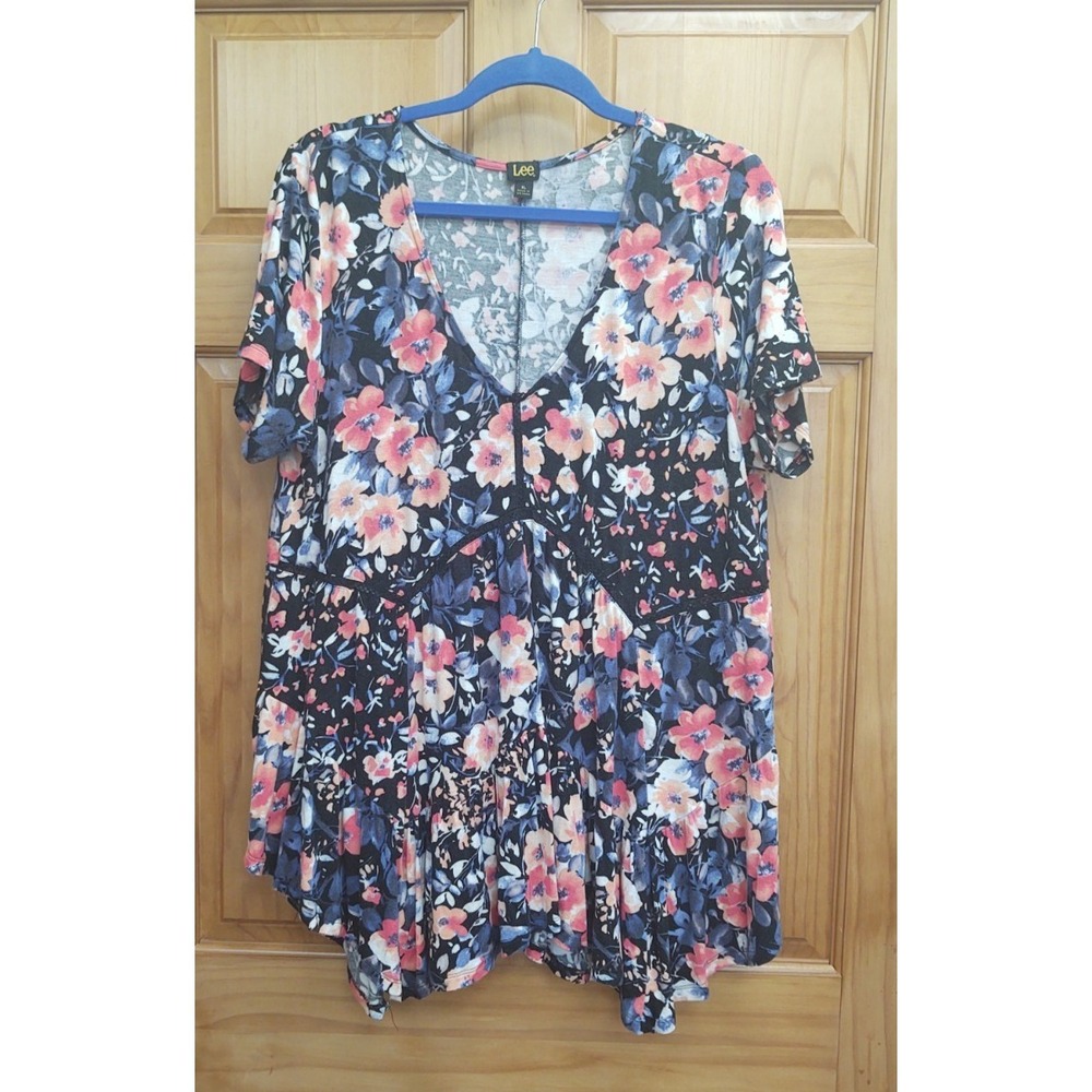 Lee Womens XL Short Sleeve Floral Black V Neck Flowy Gathered Bottom Half - Picture 3 of 9